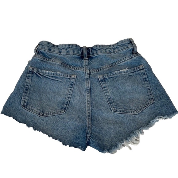 ZARA Distressed Cut-Off Denim Shorts; Blue; Size 4 - Picture 2 of 3